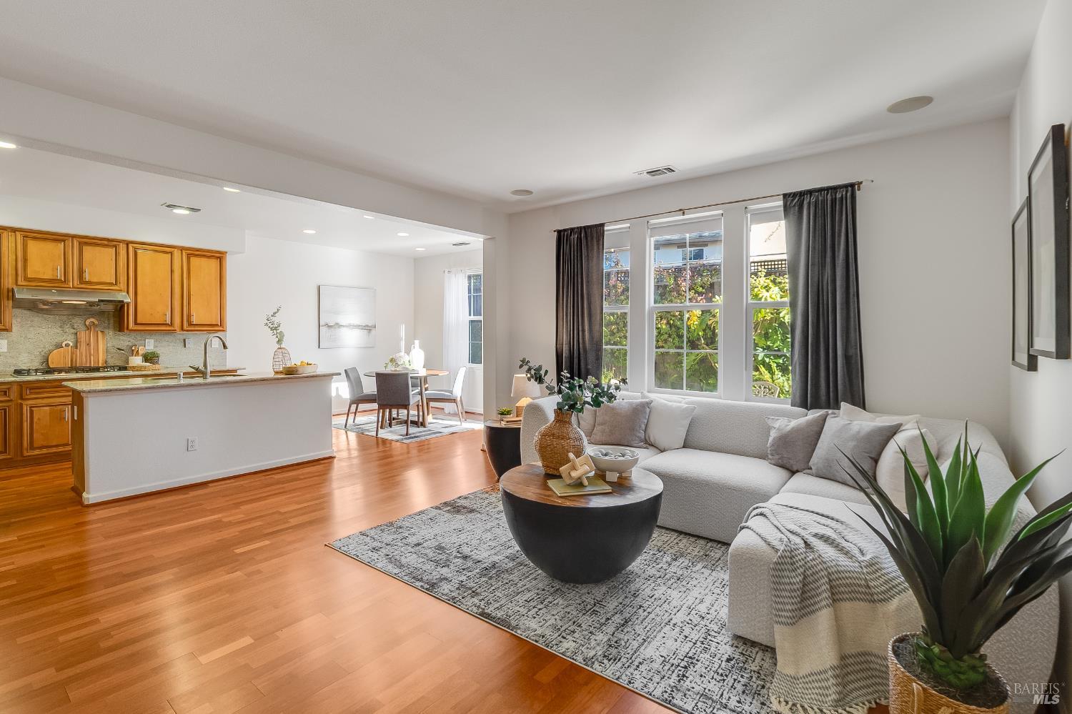 Detail Gallery Image 30 of 88 For 4208 Andover Dr, Vallejo,  CA 94591 - 4 Beds | 4 Baths