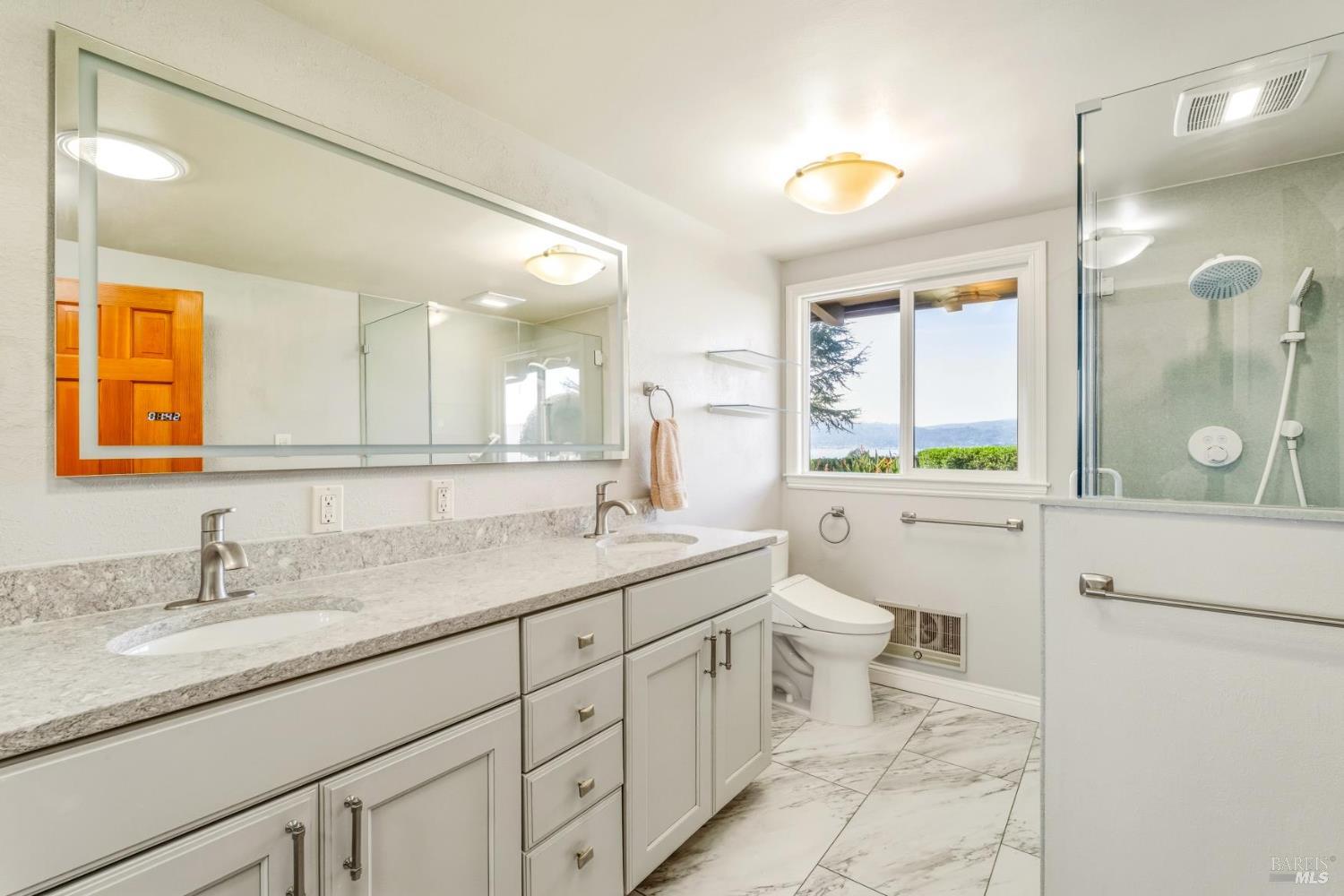 Detail Gallery Image 28 of 36 For 945 Owlswood Ln, Tiburon,  CA 94920 - 4 Beds | 3 Baths