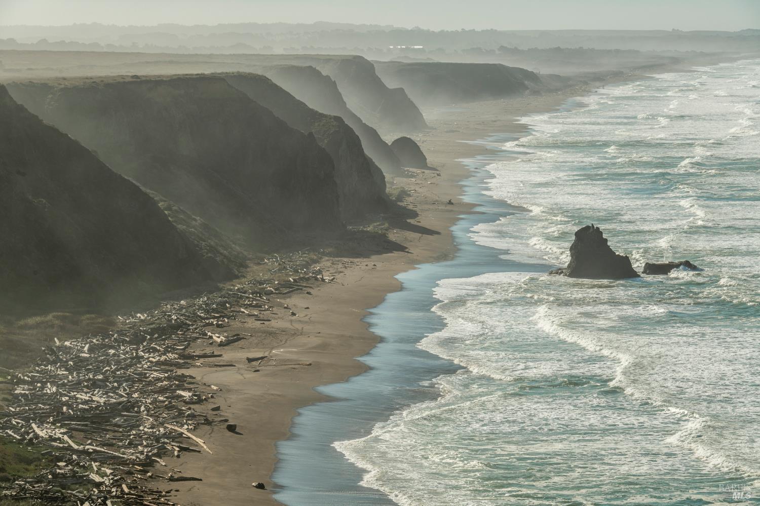 Detail Gallery Image 5 of 30 For 15691 Forest View Rd, Manchester,  CA 95459 - 3 Beds | 2 Baths