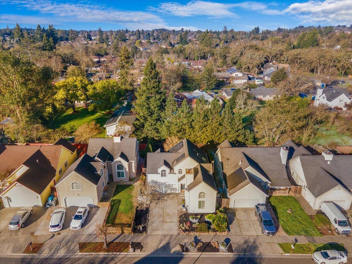 Detail Gallery Image 49 of 54 For 1631 Gamay St, Santa Rosa,  CA 95403 - 3 Beds | 2/1 Baths