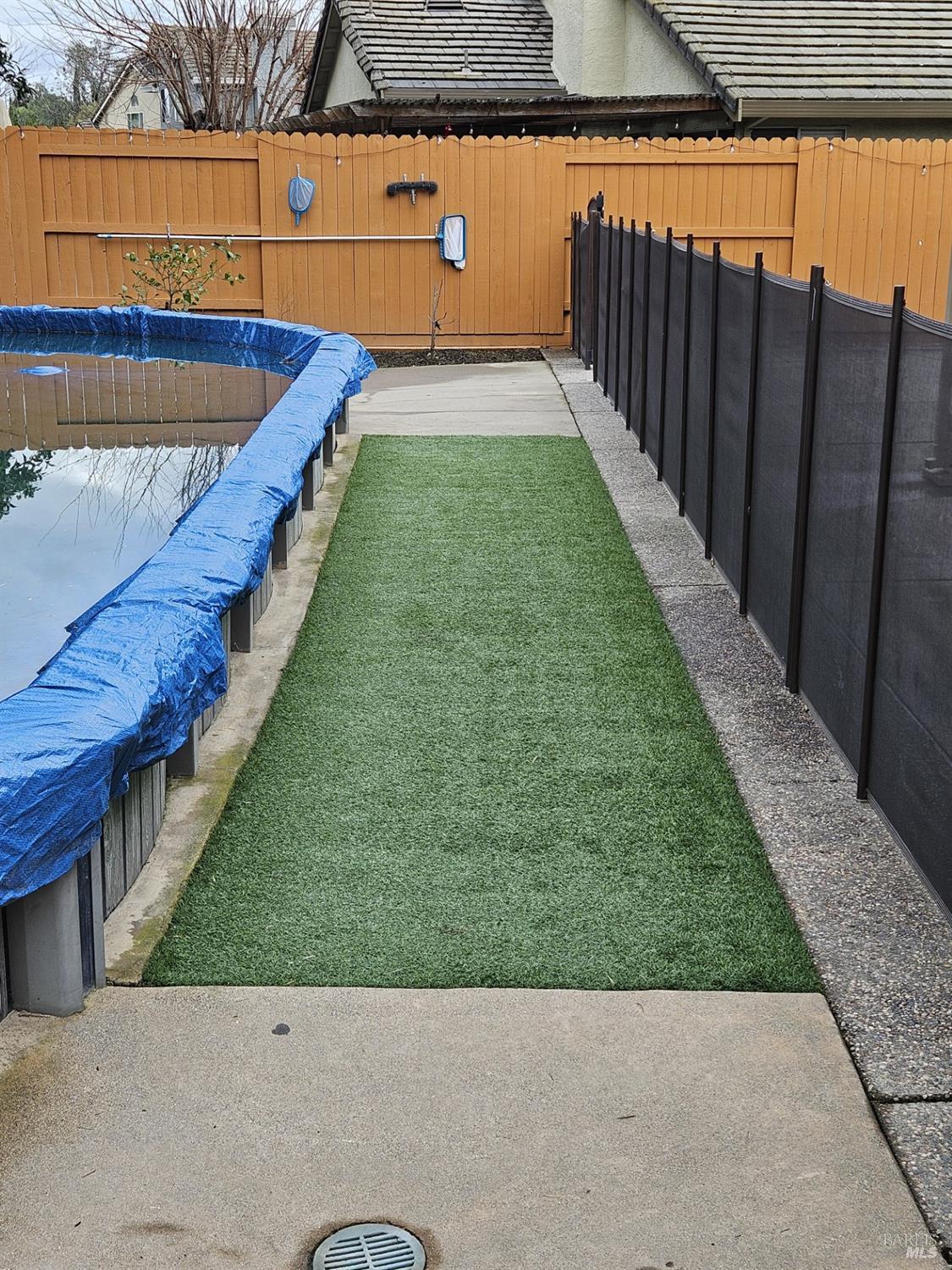 Detail Gallery Image 6 of 49 For 875 Christine Dr, Vacaville,  CA 95687 - 5 Beds | 3 Baths