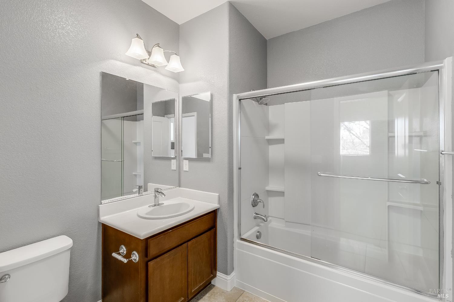 Detail Gallery Image 34 of 88 For 2640 Wisteria Way, Concord,  CA 94519 - 3 Beds | 3/1 Baths