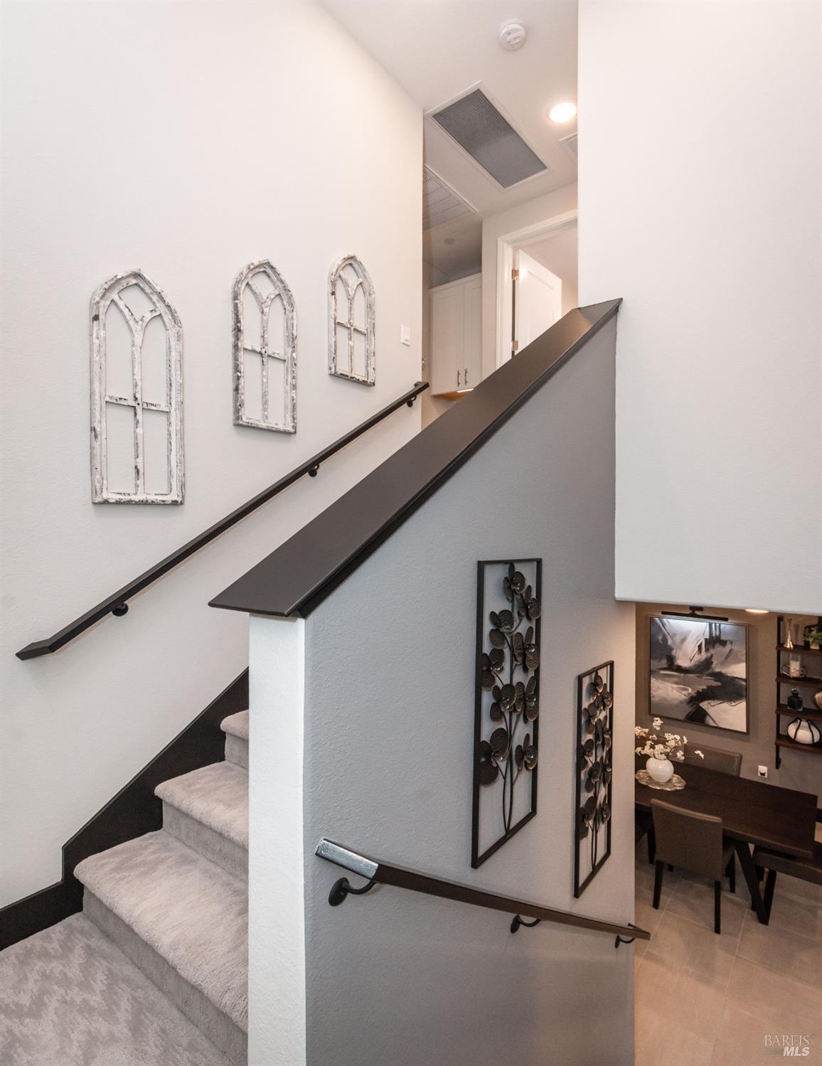 Detail Gallery Image 50 of 52 For 324 Pear Tree Ter #D,  Napa,  CA 94558 - 3 Beds | 2/1 Baths