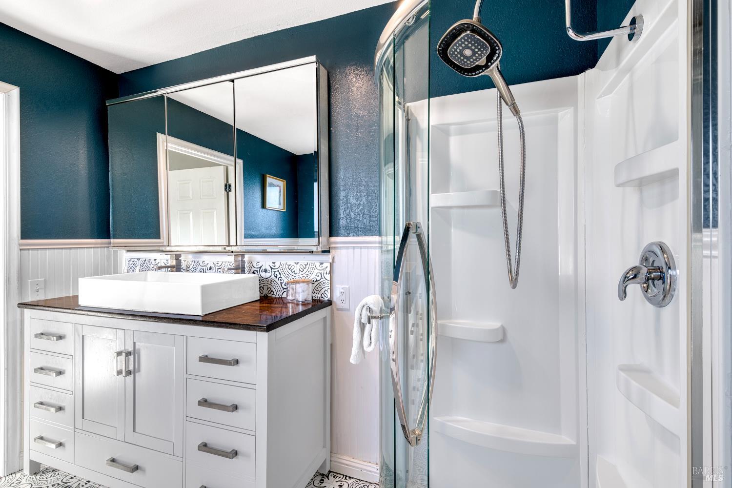 Detail Gallery Image 24 of 30 For 1534 Buchanan St, Novato,  CA 94947 - 5 Beds | 3/1 Baths