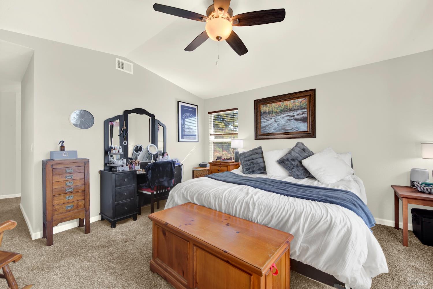 Detail Gallery Image 37 of 81 For 369 Kendrick Ln, Vacaville,  CA 95687 - 3 Beds | 3 Baths