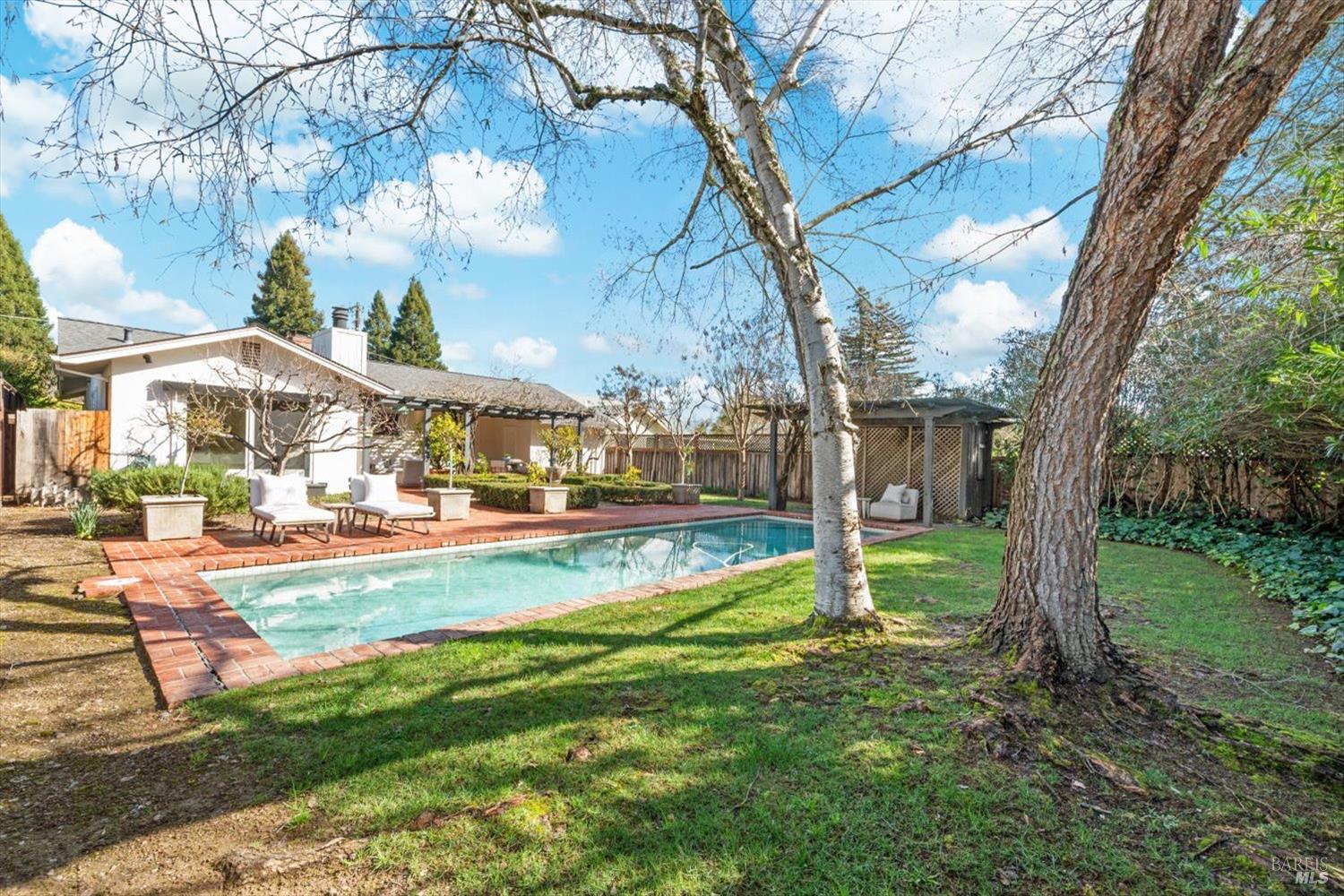 Detail Gallery Image 32 of 38 For 1841 Spring Mountain Rd, Saint Helena,  CA 94574 - 3 Beds | 2 Baths