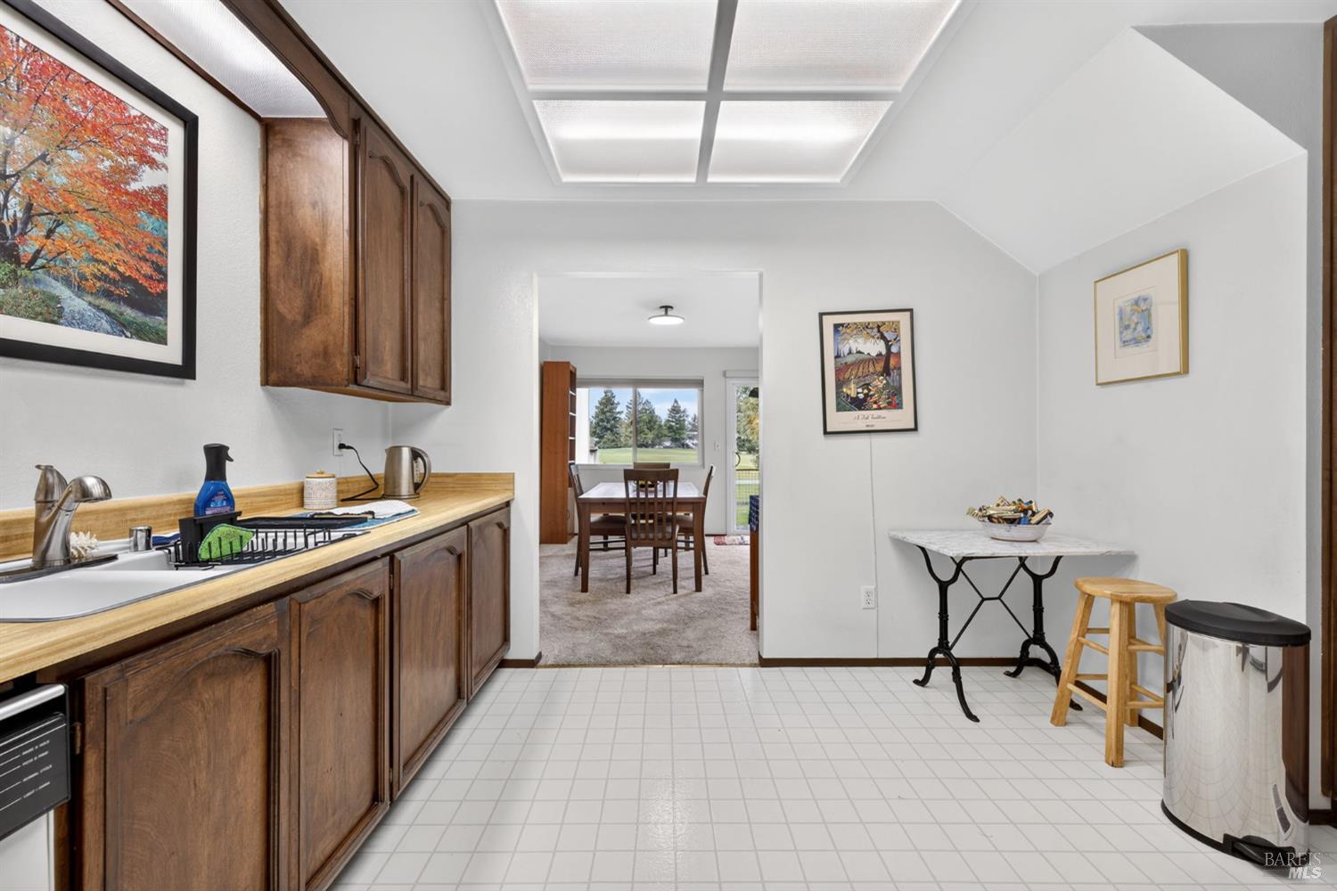 Detail Gallery Image 21 of 37 For 872 Hudis St, Rohnert Park,  CA 94928 - 2 Beds | 2/1 Baths