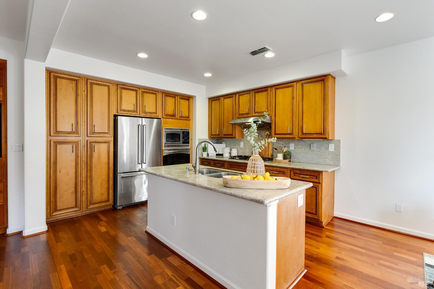 Detail Gallery Image 34 of 88 For 4208 Andover Dr, Vallejo,  CA 94591 - 4 Beds | 4 Baths