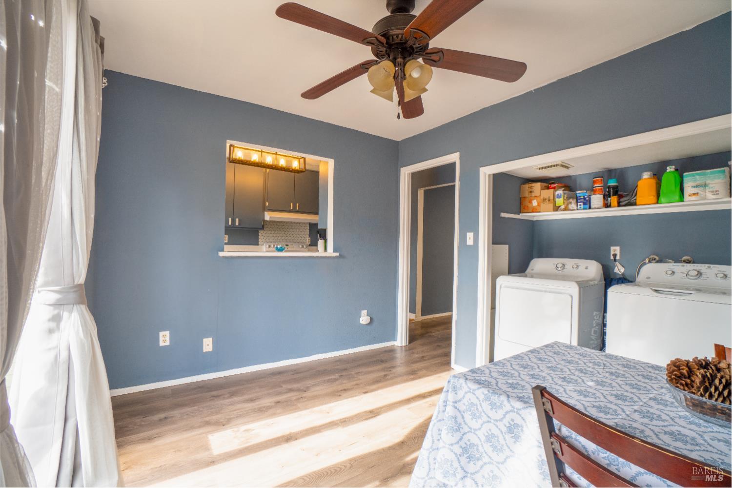 Detail Gallery Image 8 of 23 For 730 Military Unkn, Benicia,  CA 94510 - 2 Beds | 2/1 Baths