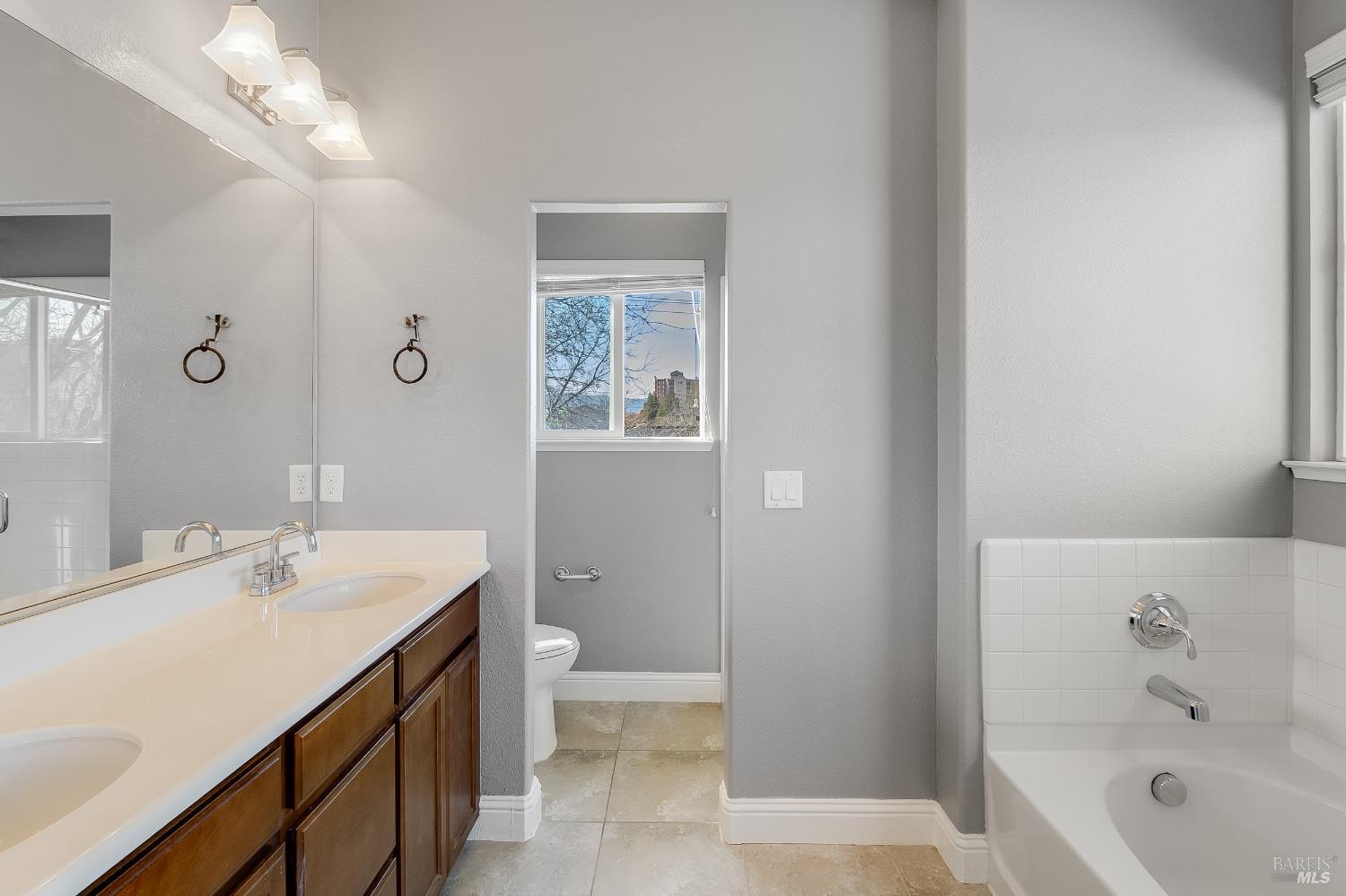 Detail Gallery Image 28 of 88 For 2640 Wisteria Way, Concord,  CA 94519 - 3 Beds | 3/1 Baths