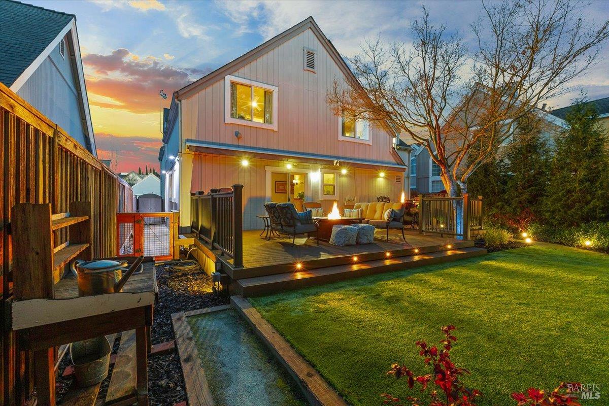 Detail Gallery Image 41 of 54 For 1631 Gamay St, Santa Rosa,  CA 95403 - 3 Beds | 2/1 Baths