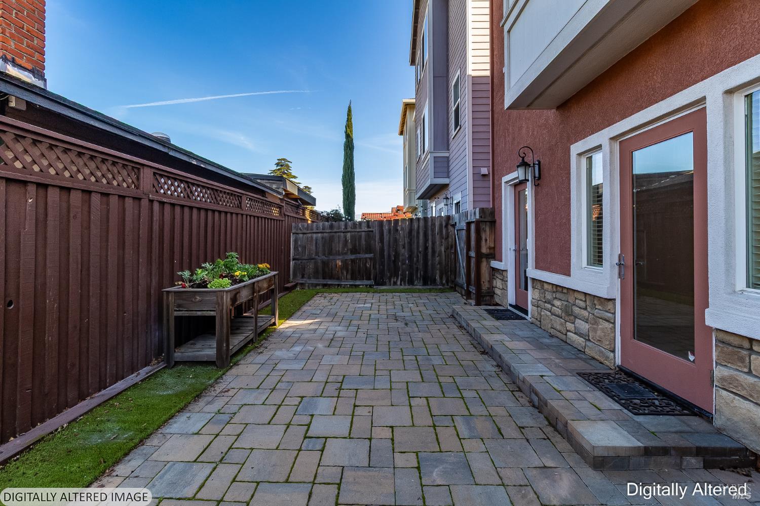 Detail Gallery Image 18 of 88 For 2640 Wisteria Way, Concord,  CA 94519 - 3 Beds | 3/1 Baths