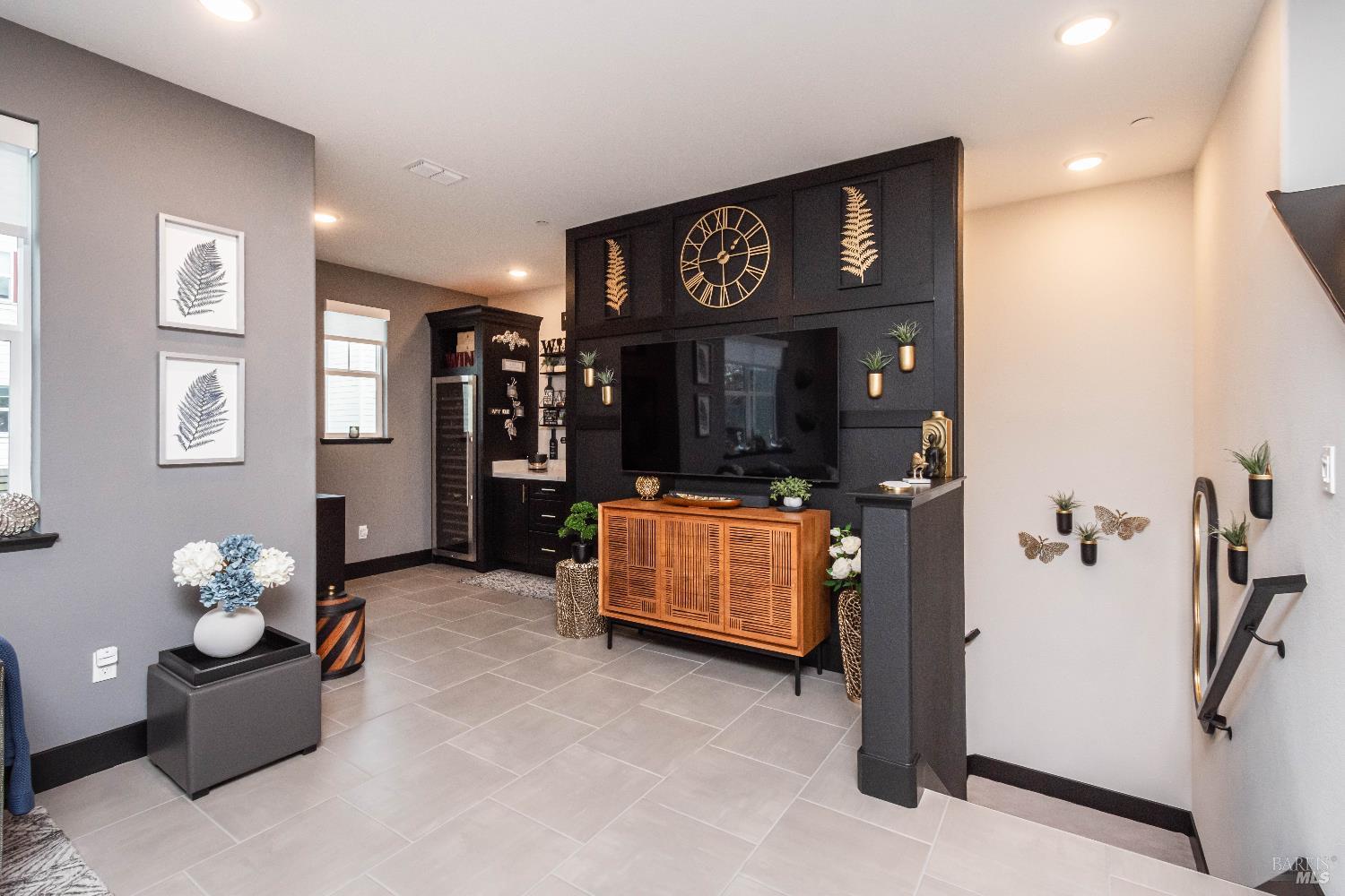 Detail Gallery Image 12 of 52 For 324 Pear Tree Ter #D,  Napa,  CA 94558 - 3 Beds | 2/1 Baths