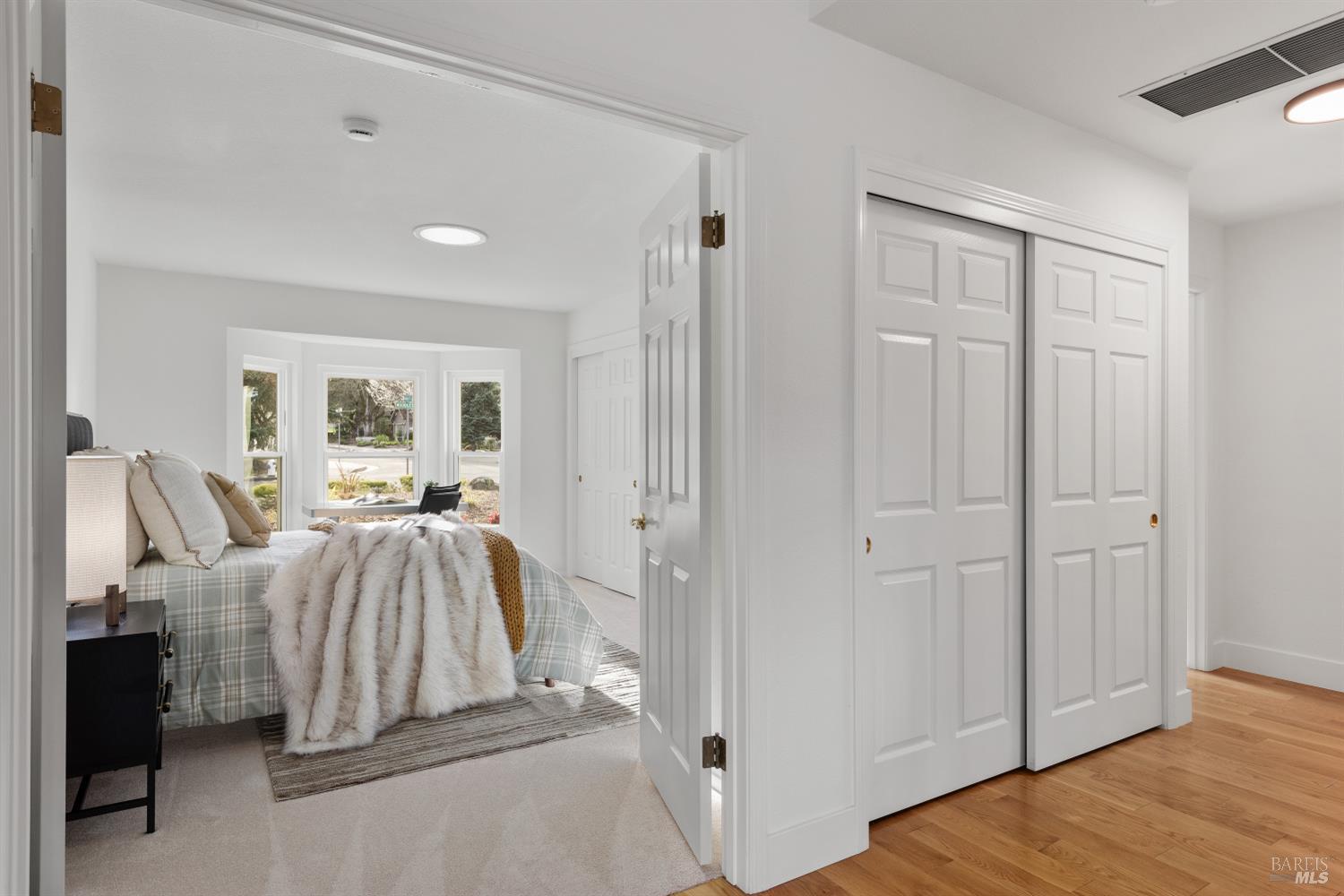 Detail Gallery Image 25 of 53 For 408 Woodley Way, Santa Rosa,  CA 95409 - 3 Beds | 2/1 Baths