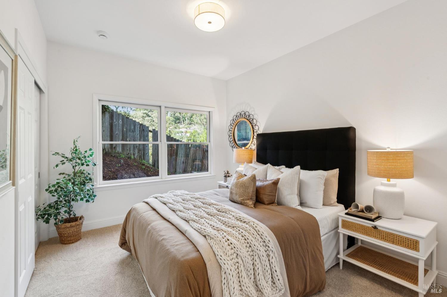 Detail Gallery Image 43 of 66 For 405 Laverne Ave, Mill Valley,  CA 94941 - 5 Beds | 4 Baths