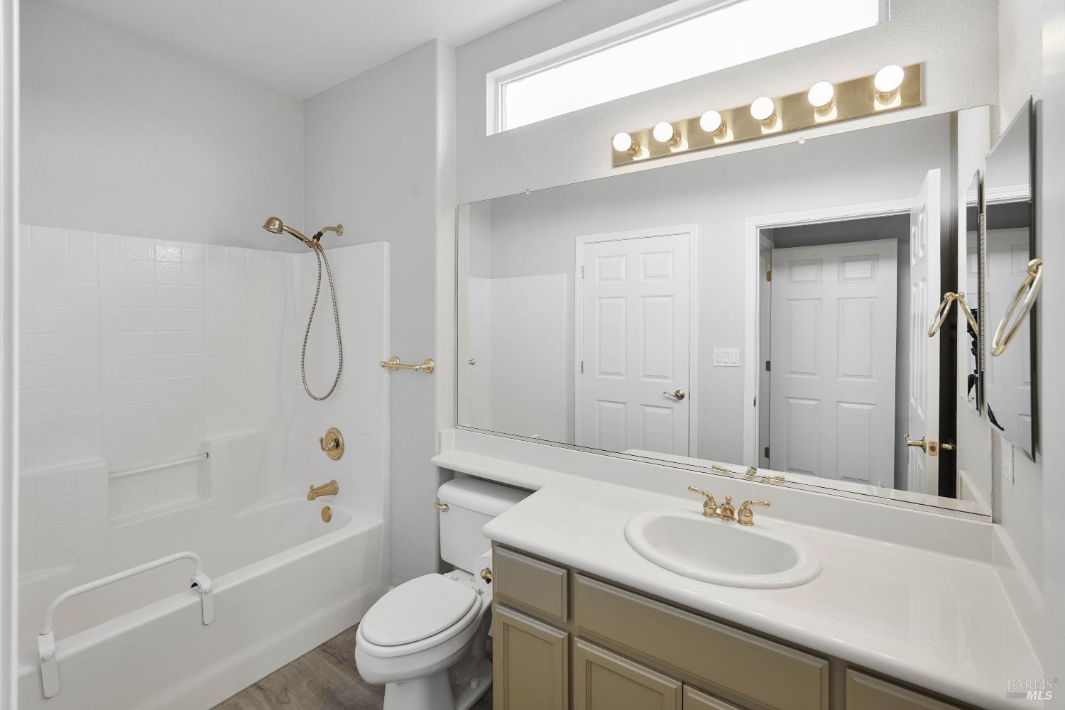 Detail Gallery Image 17 of 36 For 364 Whistling Straits Way, Rio Vista,  CA 94571 - 2 Beds | 2 Baths