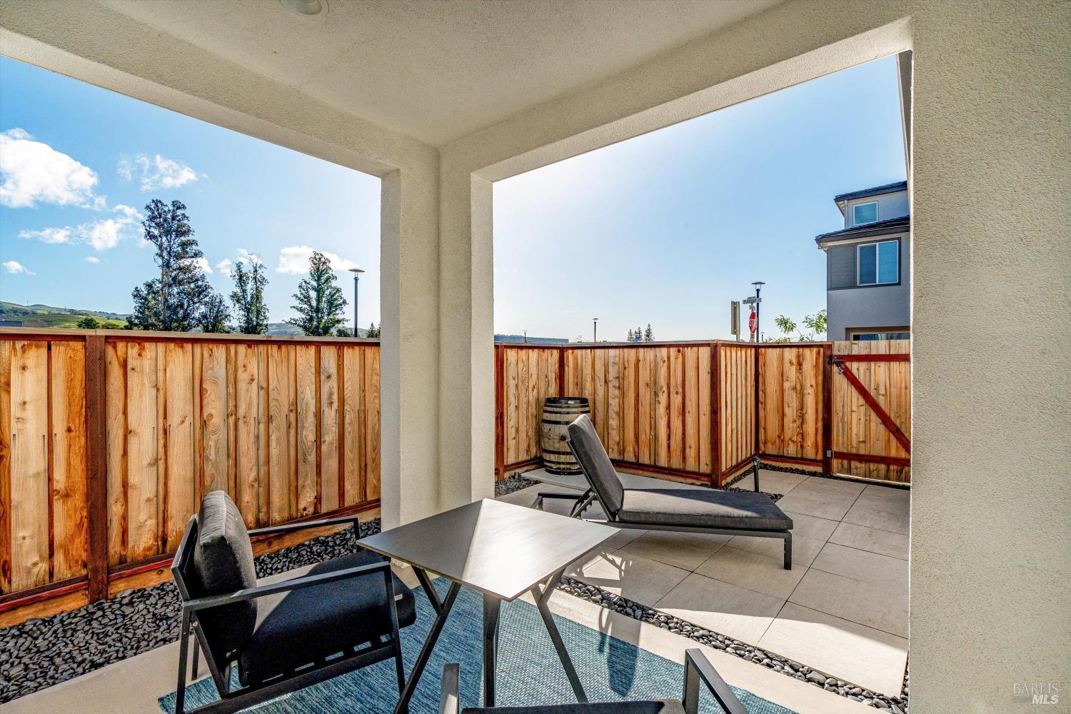 Detail Gallery Image 39 of 45 For 303 Flagship Dr, Napa,  CA 94558 - 4 Beds | 3 Baths