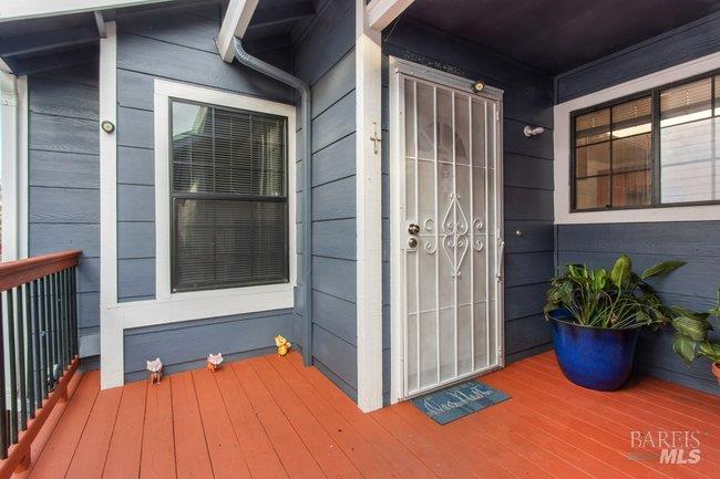 Detail Gallery Image 2 of 24 For 133 Windsurfer Ct, Vallejo,  CA 94591 - 3 Beds | 2 Baths