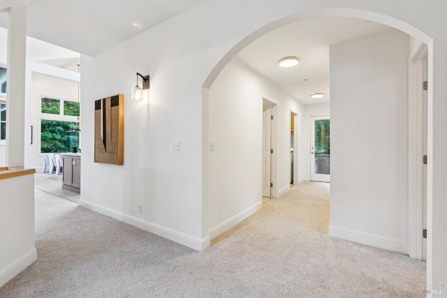 Detail Gallery Image 7 of 66 For 405 Laverne Ave, Mill Valley,  CA 94941 - 5 Beds | 4 Baths