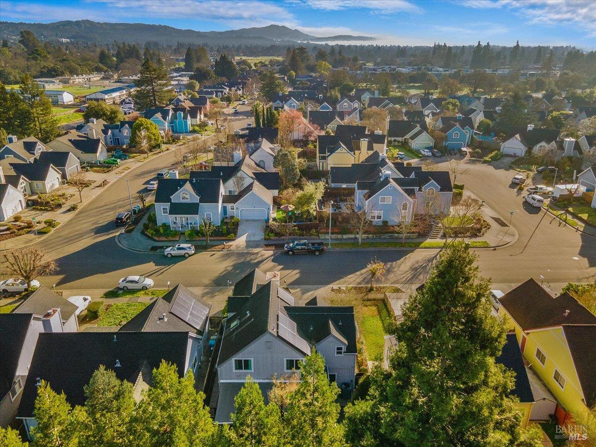 Detail Gallery Image 50 of 54 For 1631 Gamay St, Santa Rosa,  CA 95403 - 3 Beds | 2/1 Baths