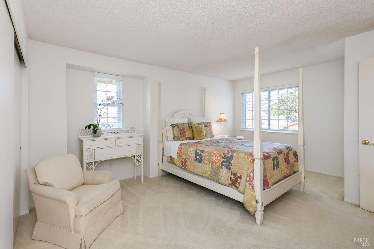 Detail Gallery Image 18 of 45 For 1610 Northstar Dr, Petaluma,  CA 94954 - 3 Beds | 2/1 Baths