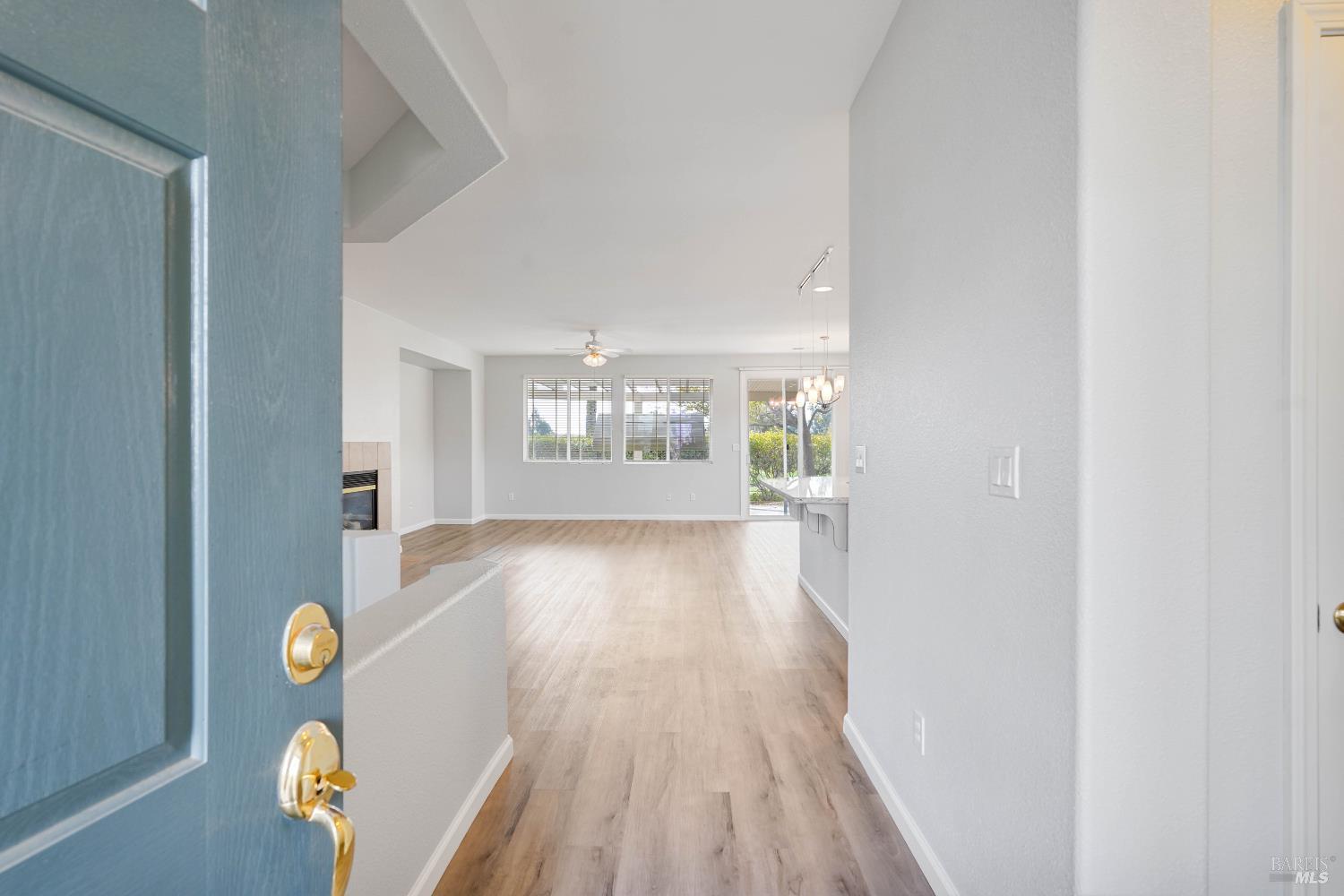 Detail Gallery Image 3 of 36 For 364 Whistling Straits Way, Rio Vista,  CA 94571 - 2 Beds | 2 Baths