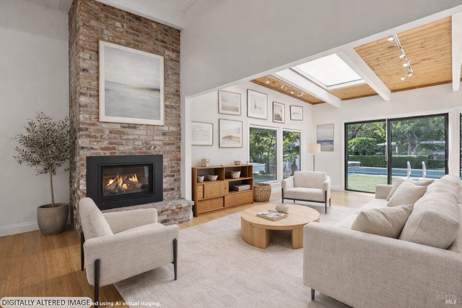 Detail Gallery Image 13 of 73 For 1030 Yell Ln, Glen Ellen,  CA 95442 - 3 Beds | 3 Baths