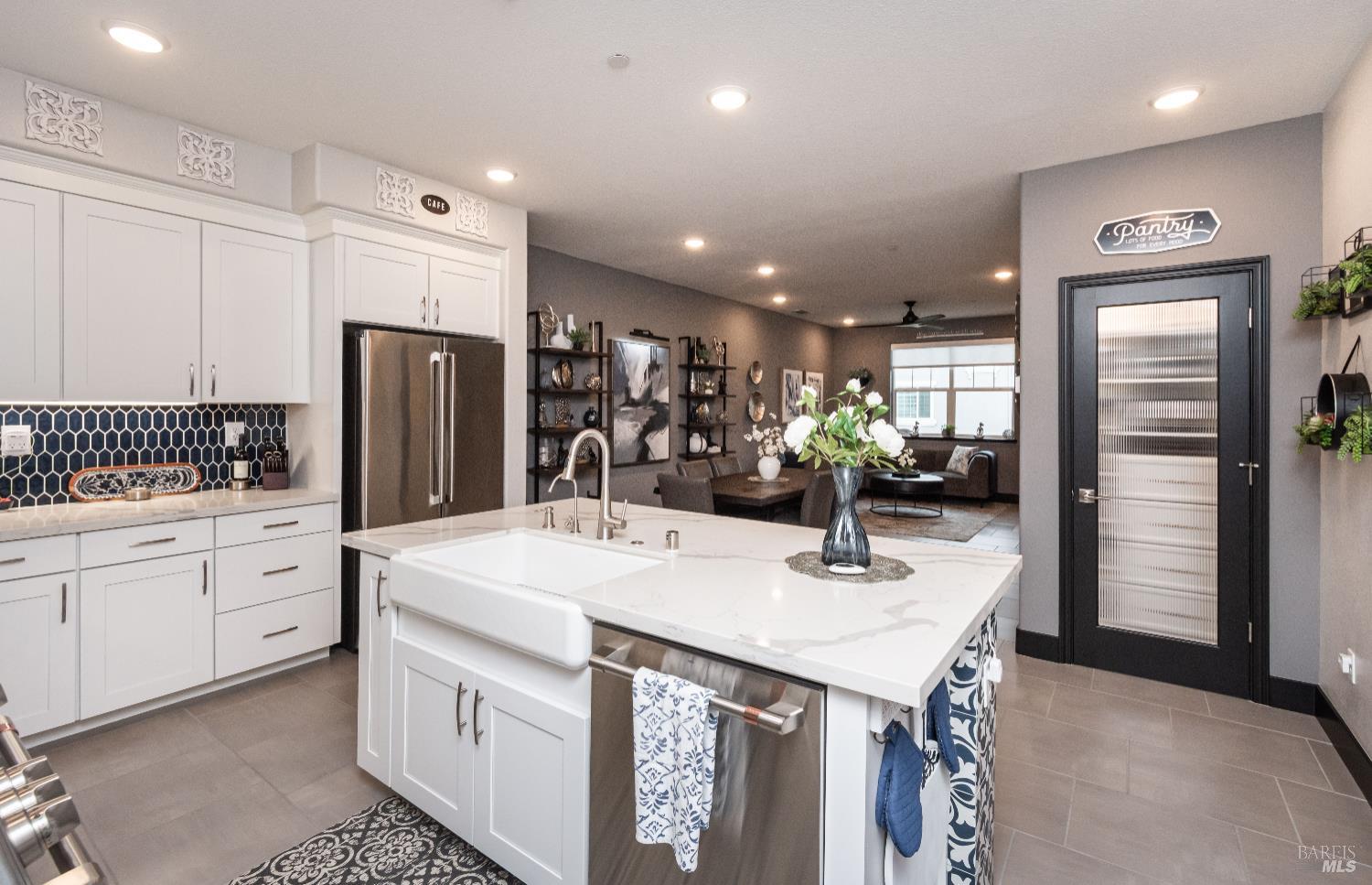 Detail Gallery Image 22 of 52 For 324 Pear Tree Ter #D,  Napa,  CA 94558 - 3 Beds | 2/1 Baths