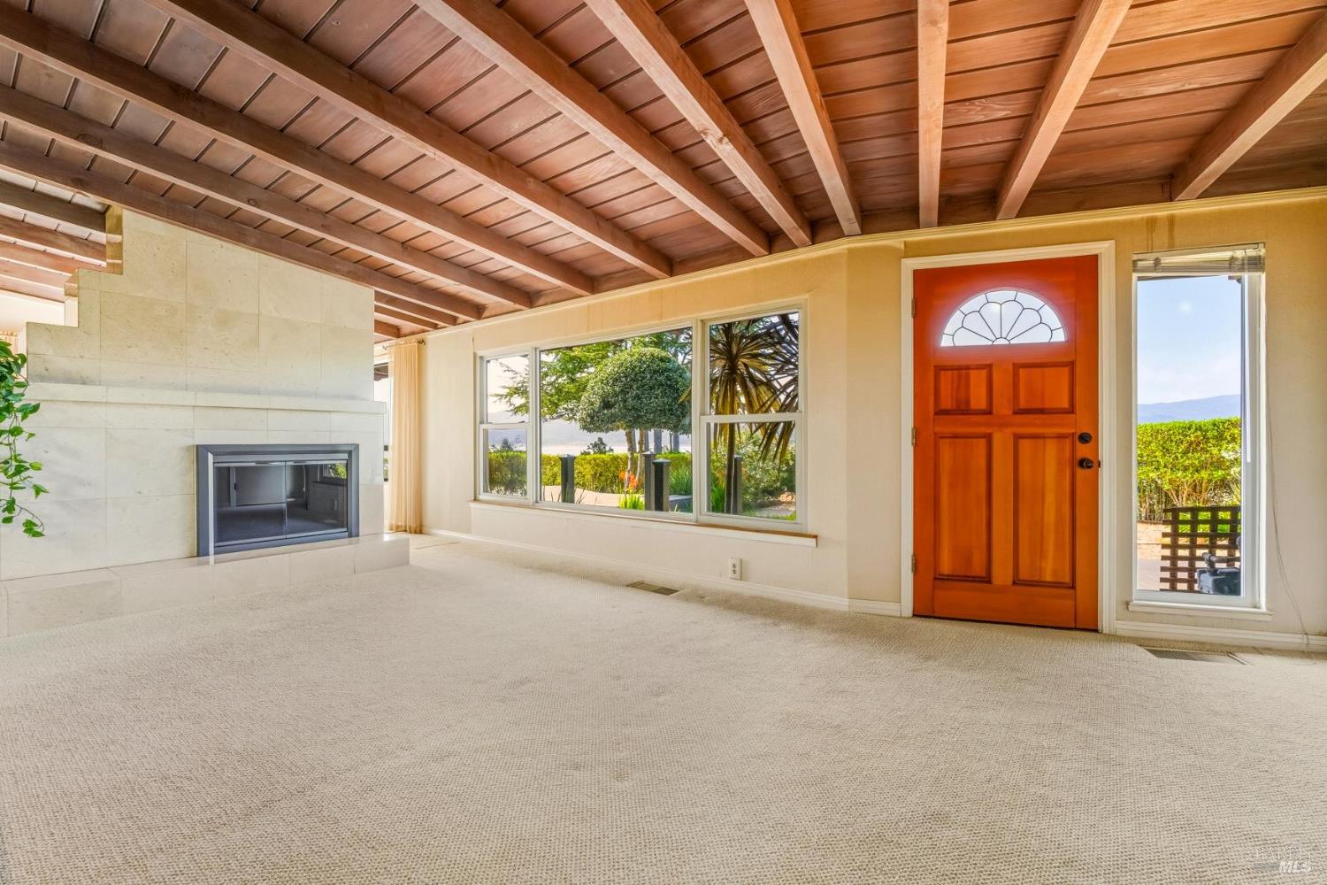 Detail Gallery Image 21 of 36 For 945 Owlswood Ln, Tiburon,  CA 94920 - 4 Beds | 3 Baths