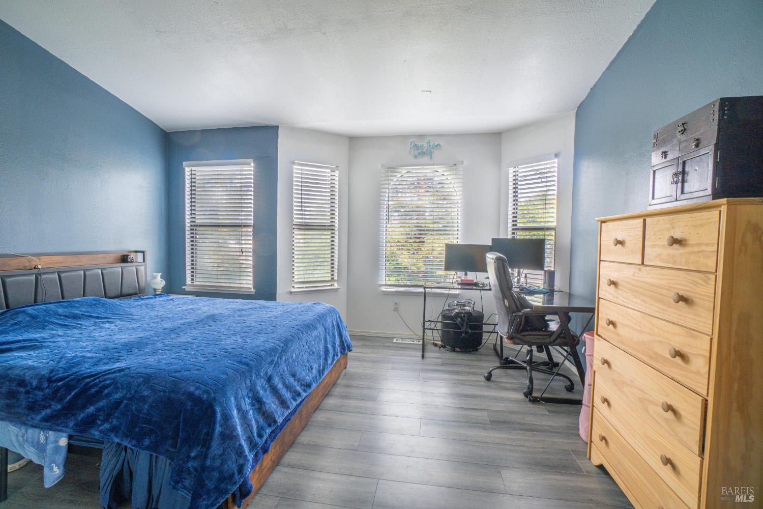 Detail Gallery Image 15 of 23 For 730 Military Unkn, Benicia,  CA 94510 - 2 Beds | 2/1 Baths