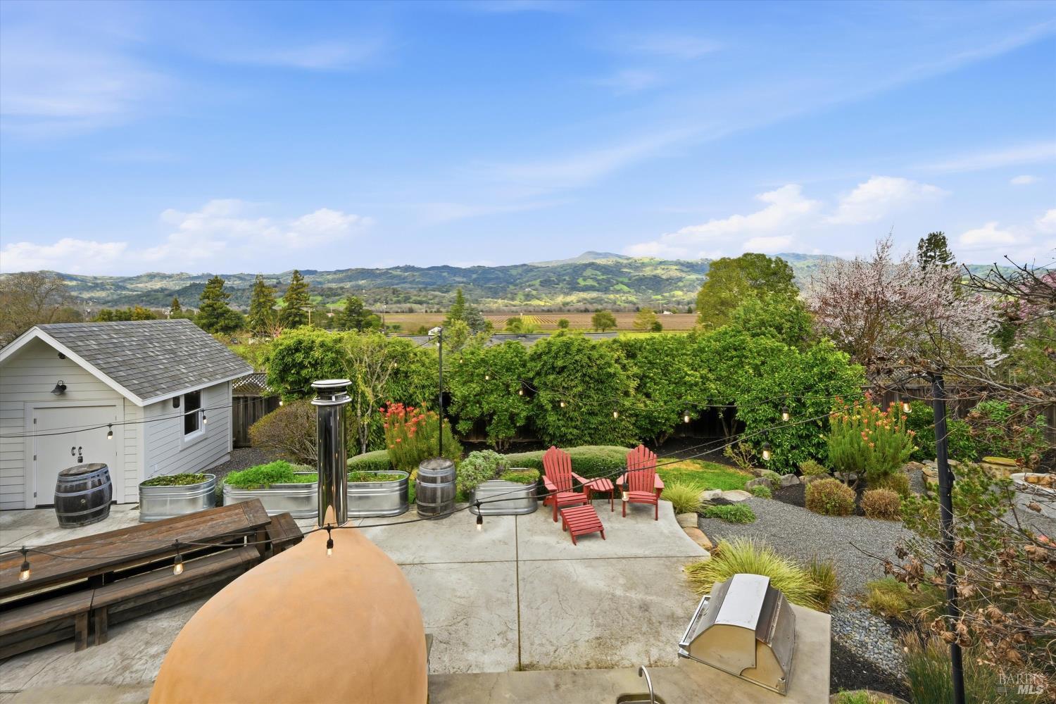 Detail Gallery Image 2 of 43 For 21402 Geyserville Ave, Geyserville,  CA 95441 - 3 Beds | 2 Baths