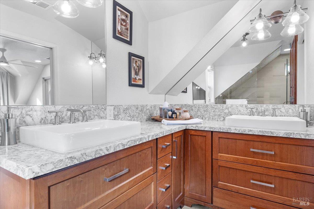 Detail Gallery Image 26 of 54 For 1631 Gamay St, Santa Rosa,  CA 95403 - 3 Beds | 2/1 Baths