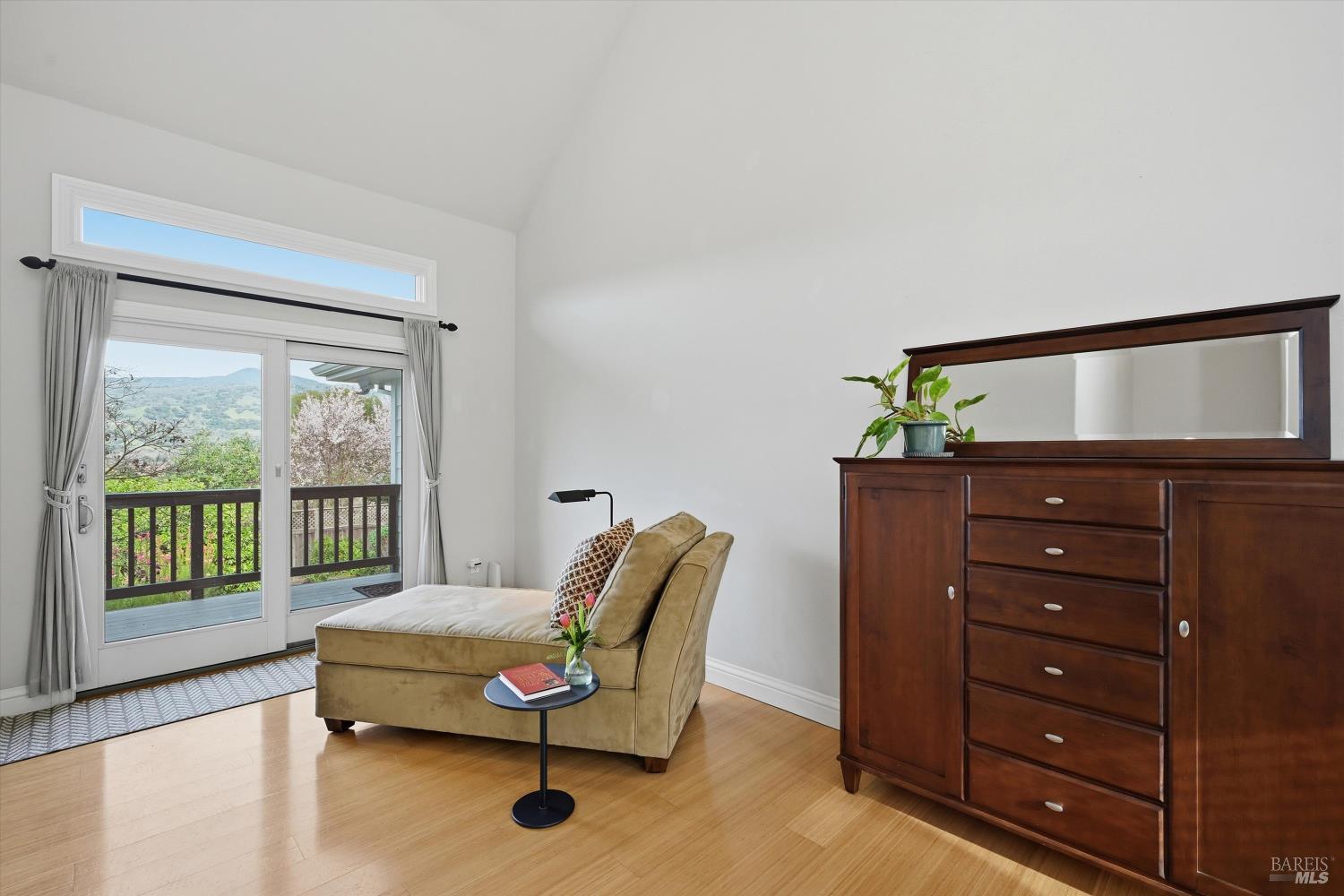 Detail Gallery Image 22 of 43 For 21402 Geyserville Ave, Geyserville,  CA 95441 - 3 Beds | 2 Baths