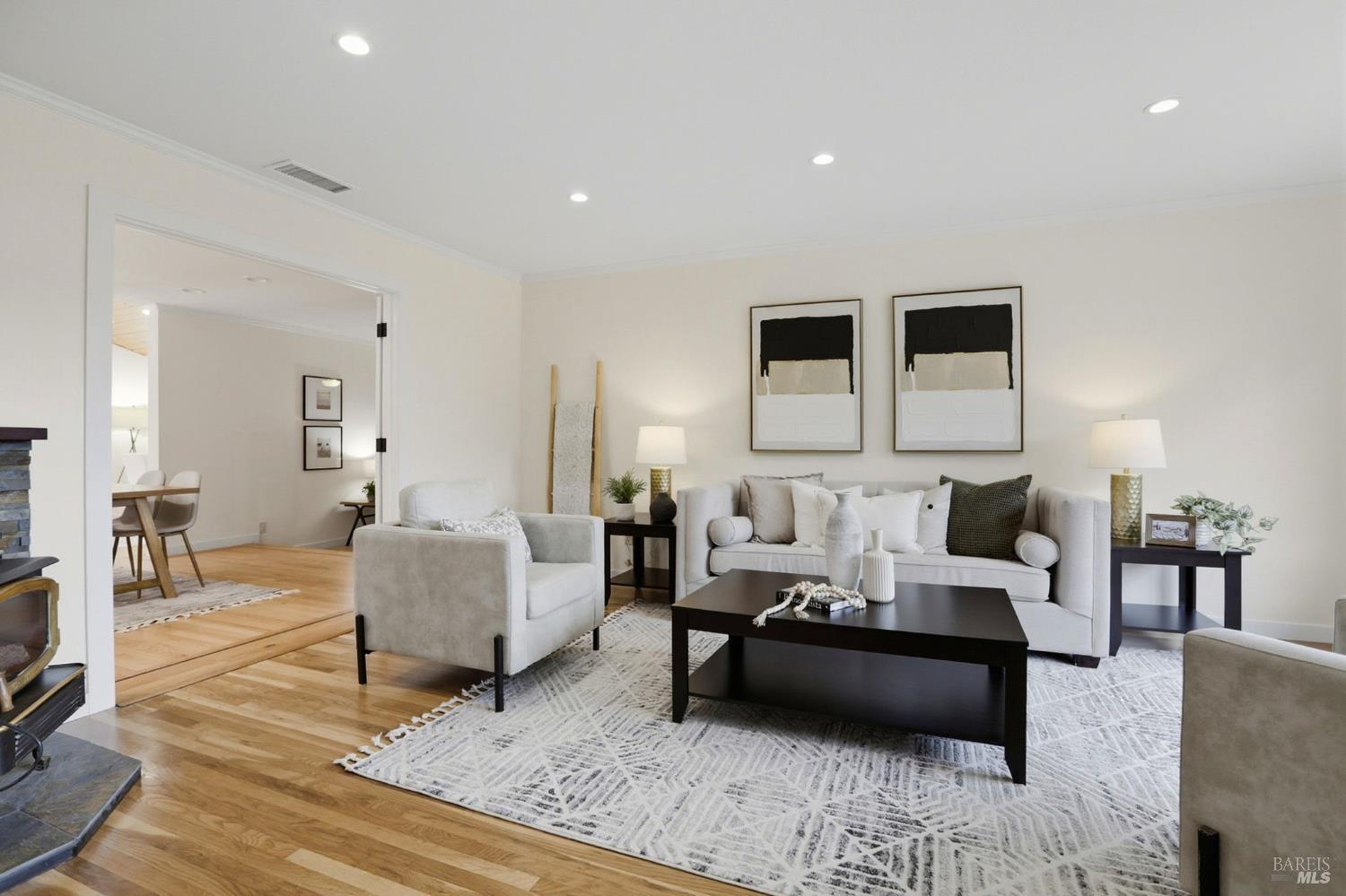 Detail Gallery Image 8 of 44 For 12 Angelica Ct, Novato,  CA 94947 - 3 Beds | 2 Baths