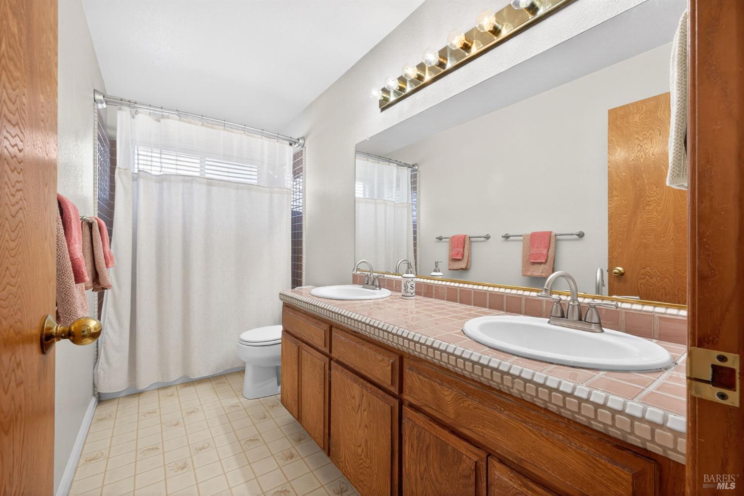 Detail Gallery Image 45 of 62 For 2492 Plum Meadow Ct, Santa Rosa,  CA 95404 - 4 Beds | 3 Baths