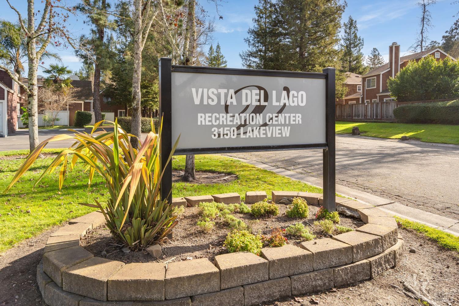 Detail Gallery Image 35 of 47 For 2322 Lakeview Dr, Santa Rosa,  CA 95405 - 3 Beds | 2 Baths