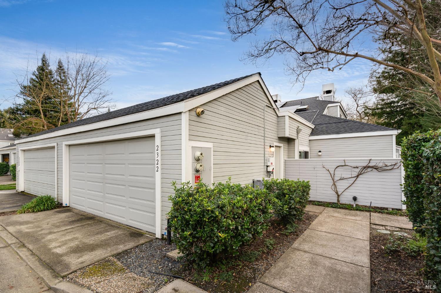 Detail Gallery Image 24 of 47 For 2322 Lakeview Dr, Santa Rosa,  CA 95405 - 3 Beds | 2 Baths