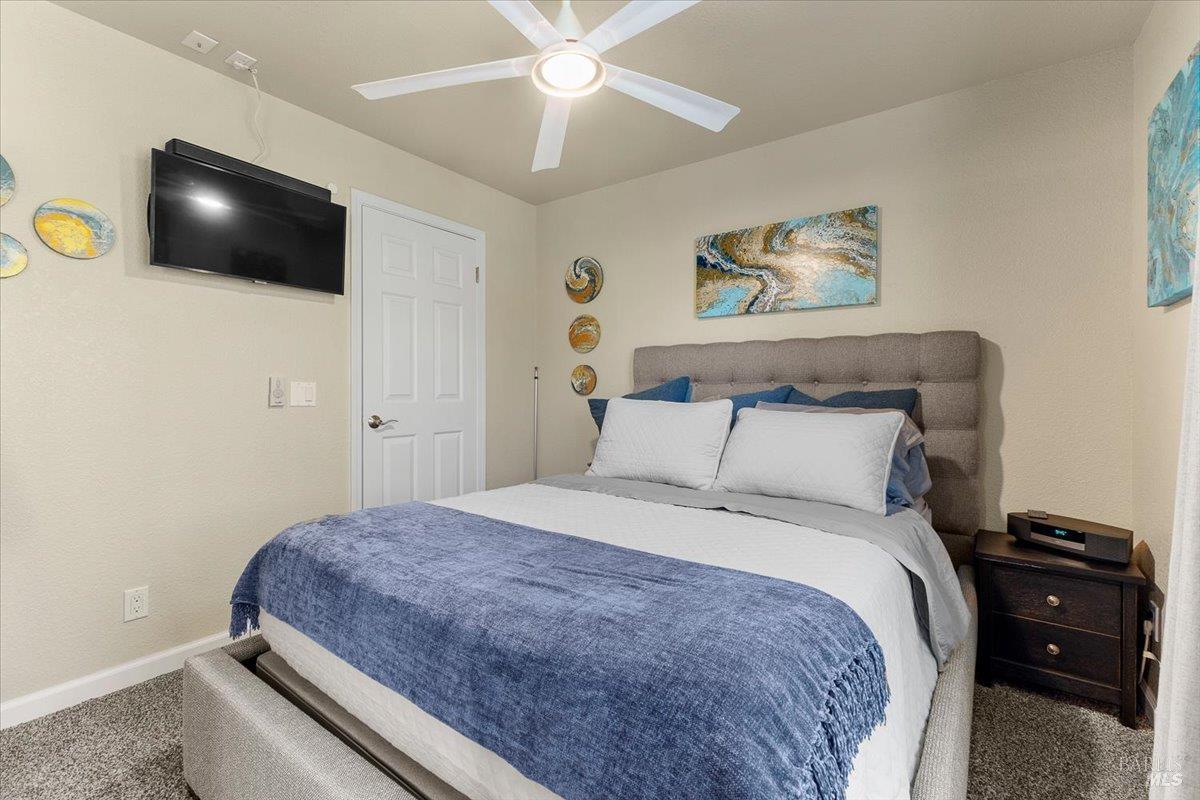 Detail Gallery Image 31 of 54 For 1631 Gamay St, Santa Rosa,  CA 95403 - 3 Beds | 2/1 Baths