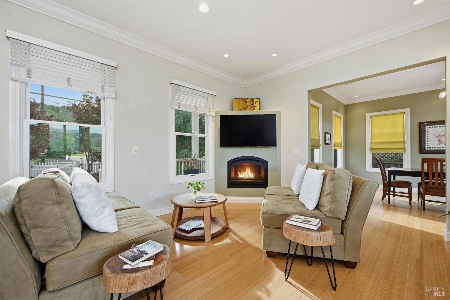 Detail Gallery Image 15 of 43 For 21402 Geyserville Ave, Geyserville,  CA 95441 - 3 Beds | 2 Baths