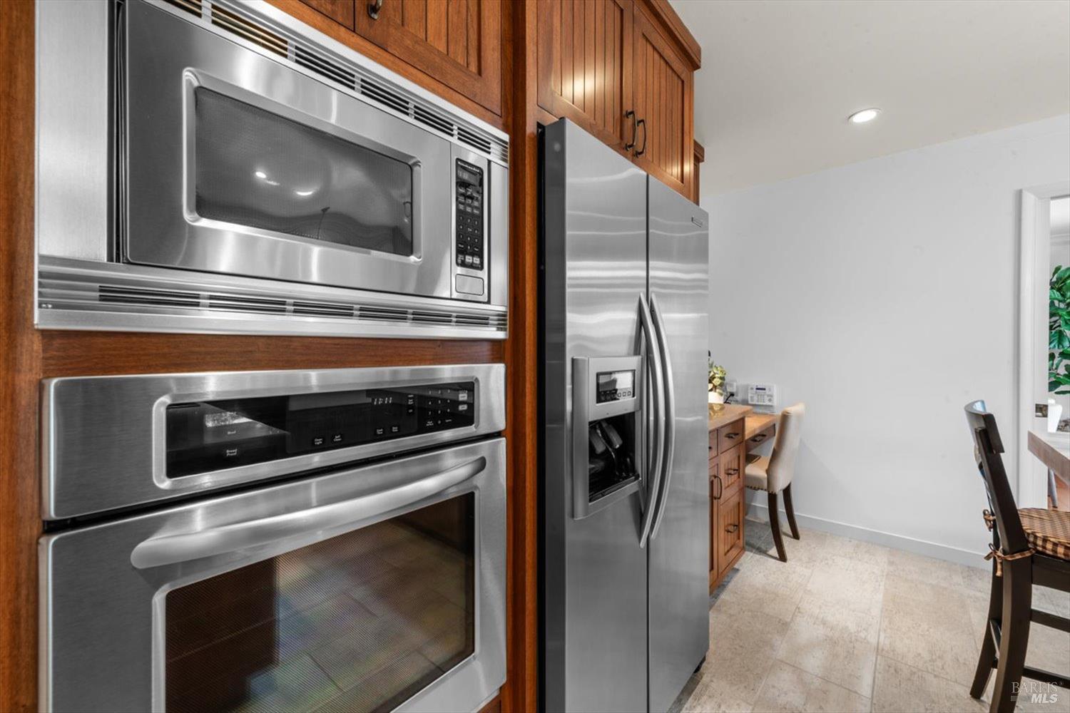 Detail Gallery Image 14 of 38 For 1841 Spring Mountain Rd, Saint Helena,  CA 94574 - 3 Beds | 2 Baths