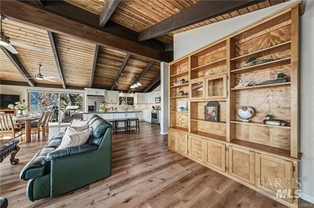 Detail Gallery Image 18 of 61 For 10165 Lakeshore Dr, Clearlake,  CA 95422 - 4 Beds | 3 Baths