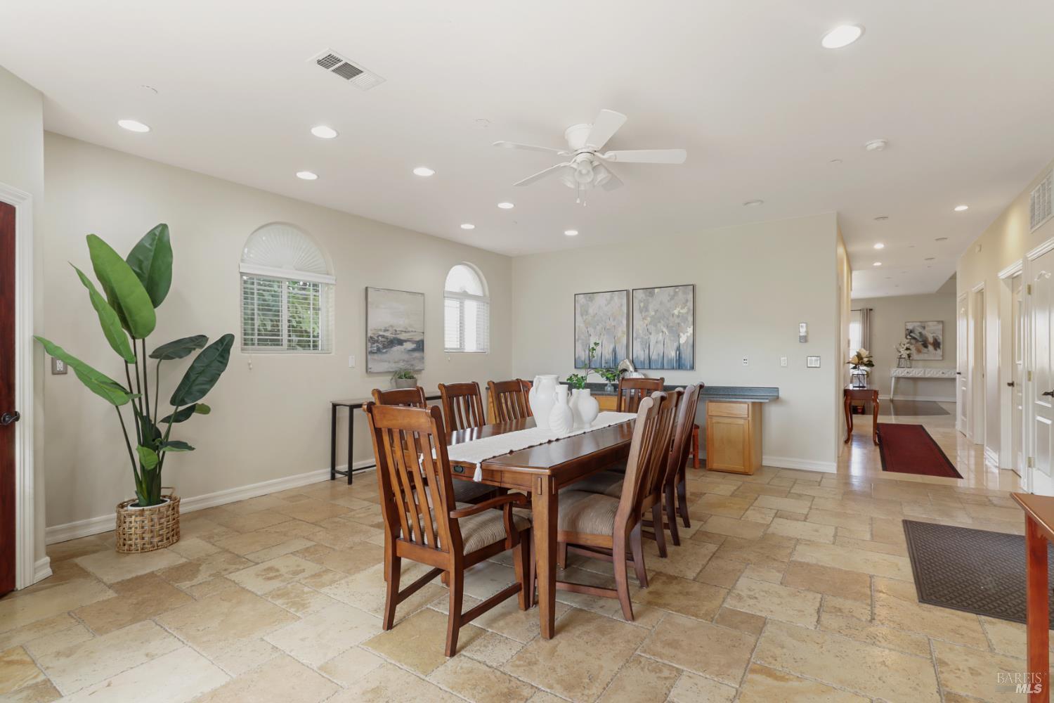 Detail Gallery Image 45 of 99 For 3945 Joslin Ln, Vacaville,  CA 95688 - 6 Beds | 5/4 Baths