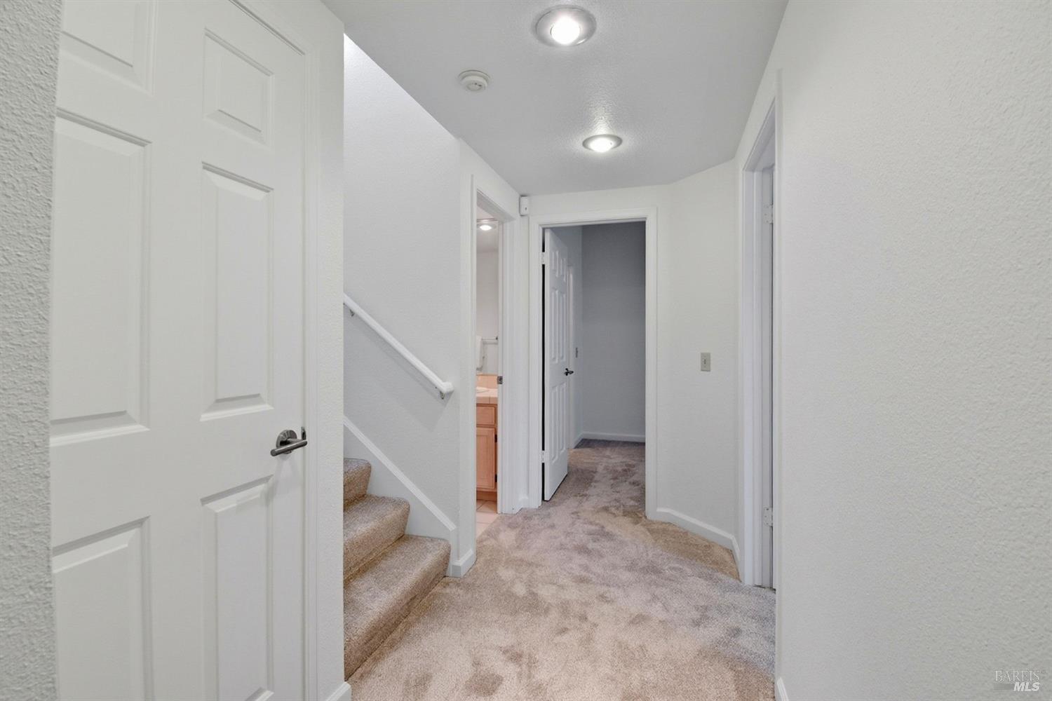 Detail Gallery Image 33 of 53 For 2016 Stonefield Ln, Santa Rosa,  CA 95403 - 3 Beds | 2/1 Baths