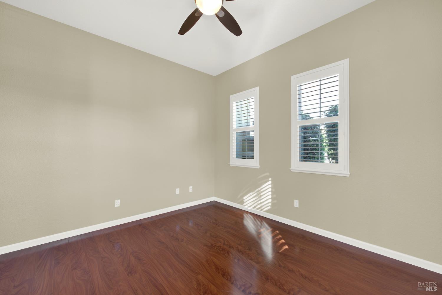 Detail Gallery Image 28 of 71 For 3007 Norwich Ct, Vacaville,  CA 95687 - 3 Beds | 2 Baths