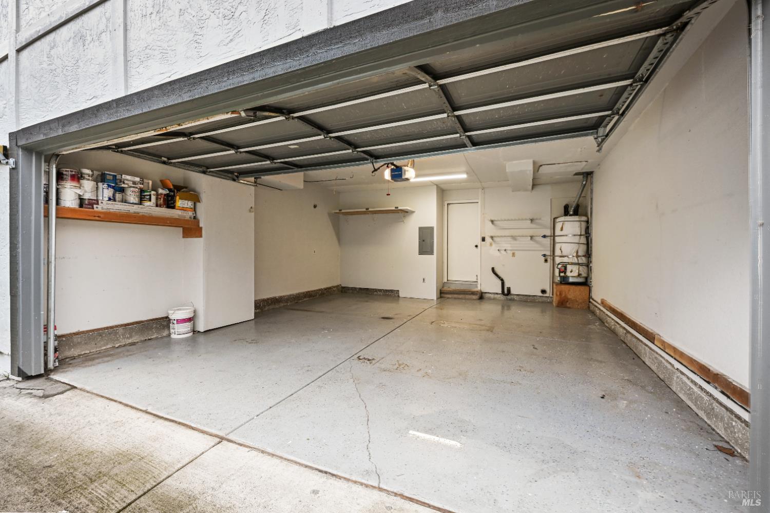 Detail Gallery Image 22 of 23 For 2403 Marylyn Cir, Petaluma,  CA 94954 - 3 Beds | 2/1 Baths