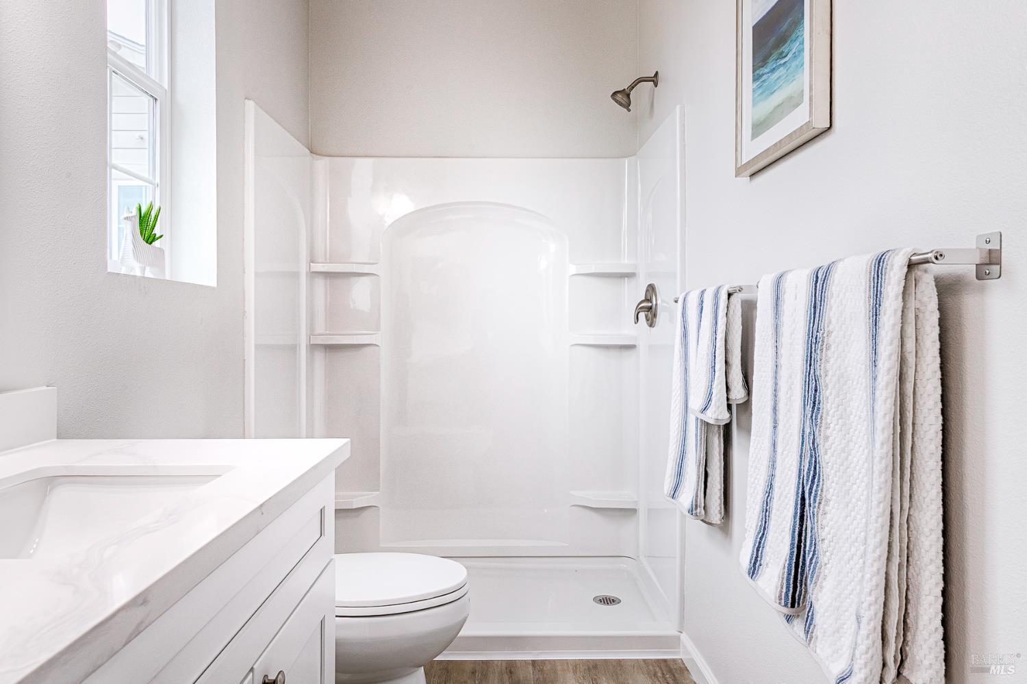 Detail Gallery Image 22 of 39 For 1962 Las Ventanas Dr, Santa Rosa,  CA 95407 - 3 Beds | 2/1 Baths