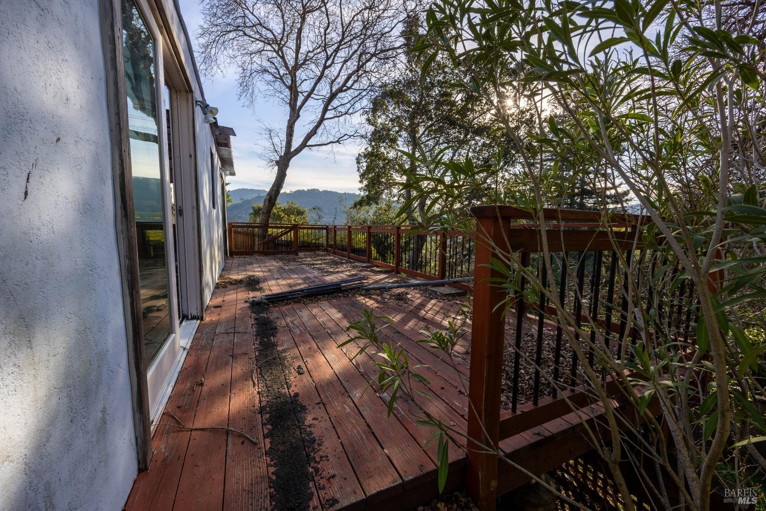 Detail Gallery Image 7 of 27 For 50 Hillcrest Ct, San Anselmo,  CA 94960 - – Beds | – Baths