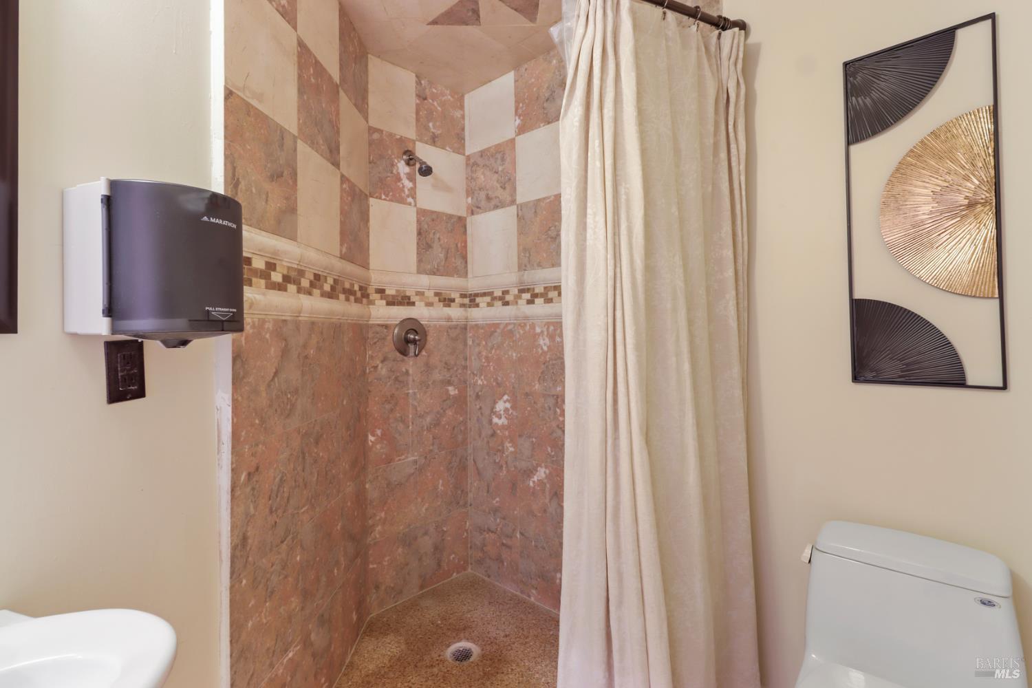 Detail Gallery Image 51 of 99 For 3945 Joslin Ln, Vacaville,  CA 95688 - 6 Beds | 5/4 Baths