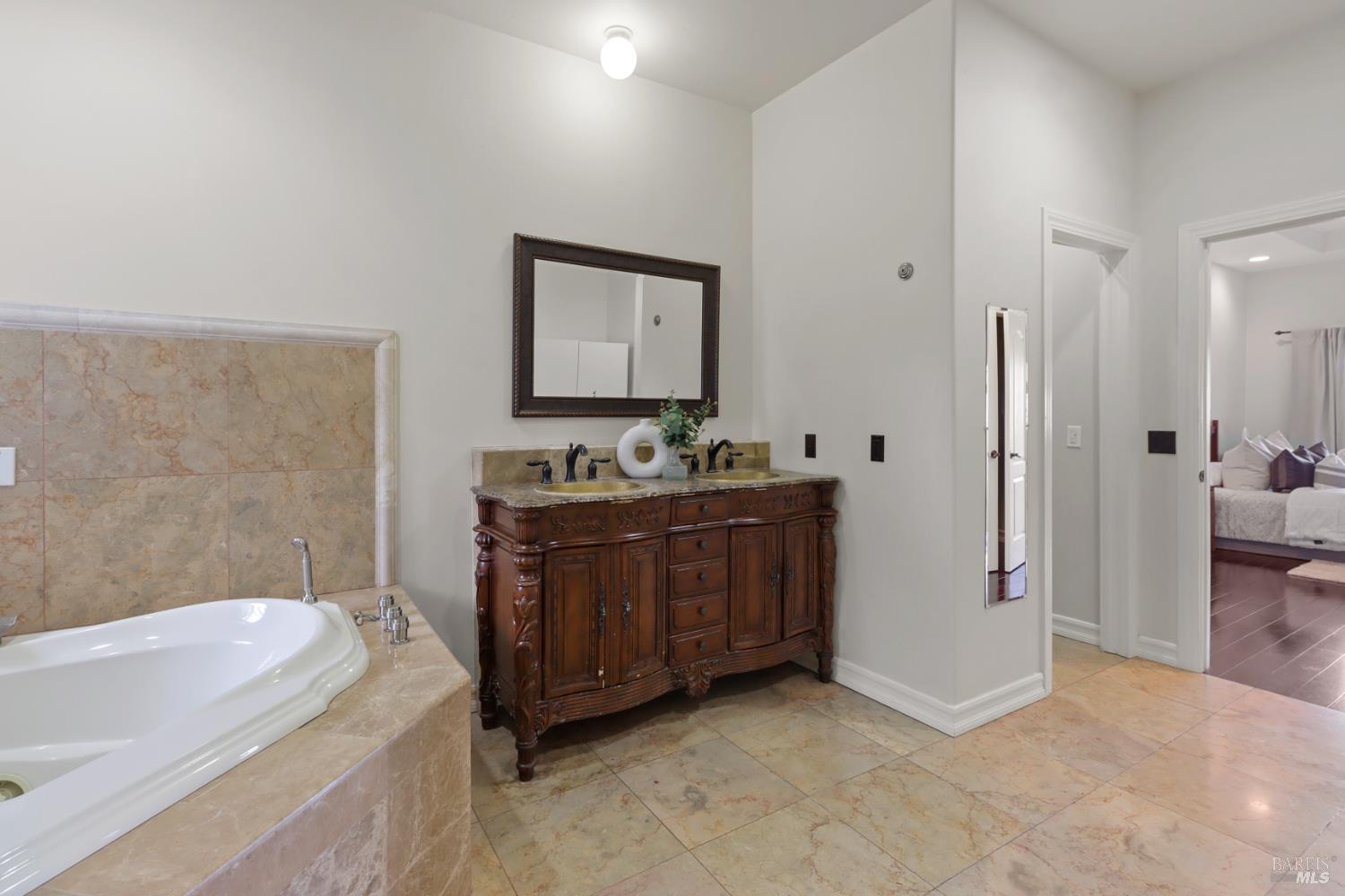 Detail Gallery Image 98 of 99 For 3945 Joslin Ln, Vacaville,  CA 95688 - 6 Beds | 5/4 Baths