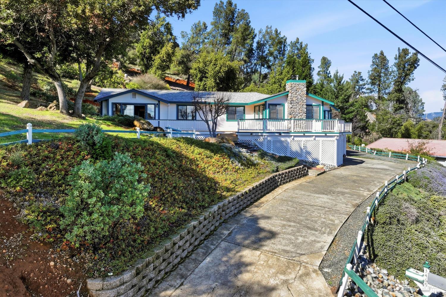 Detail Gallery Image 2 of 46 For 3469 Greenwood Dr, Kelseyville,  CA 95451 - 3 Beds | 2 Baths